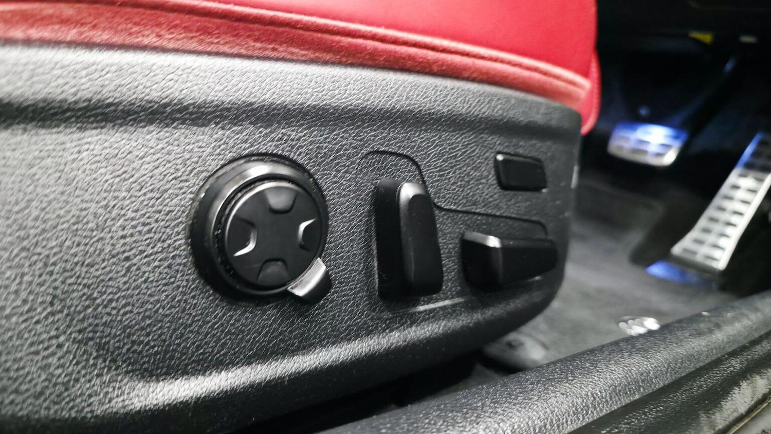 Used Kia Stinger 2017 for sale - 77482285: Photo 11