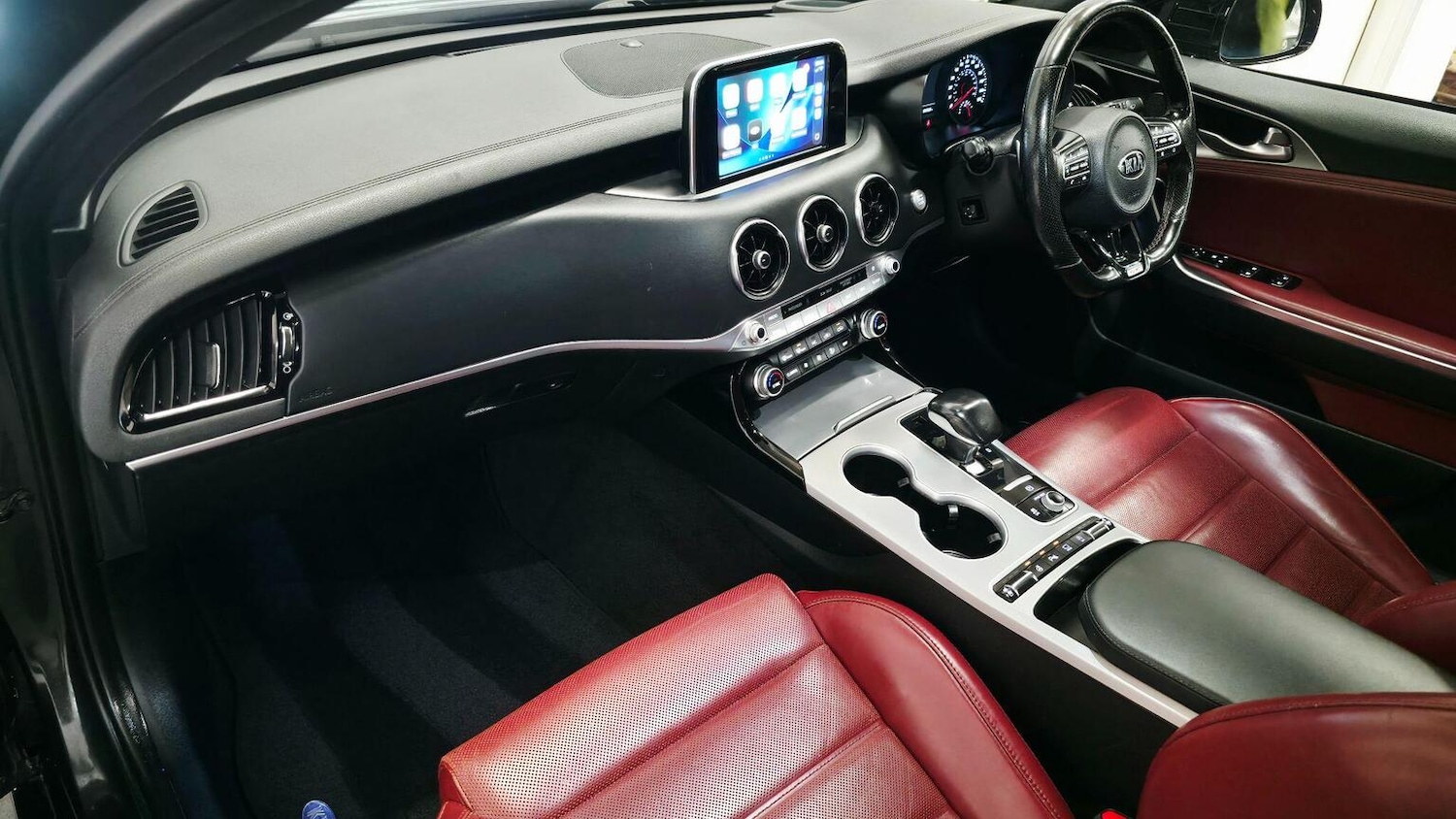 Used Kia Stinger 2017 for sale - 77482285: Photo 40