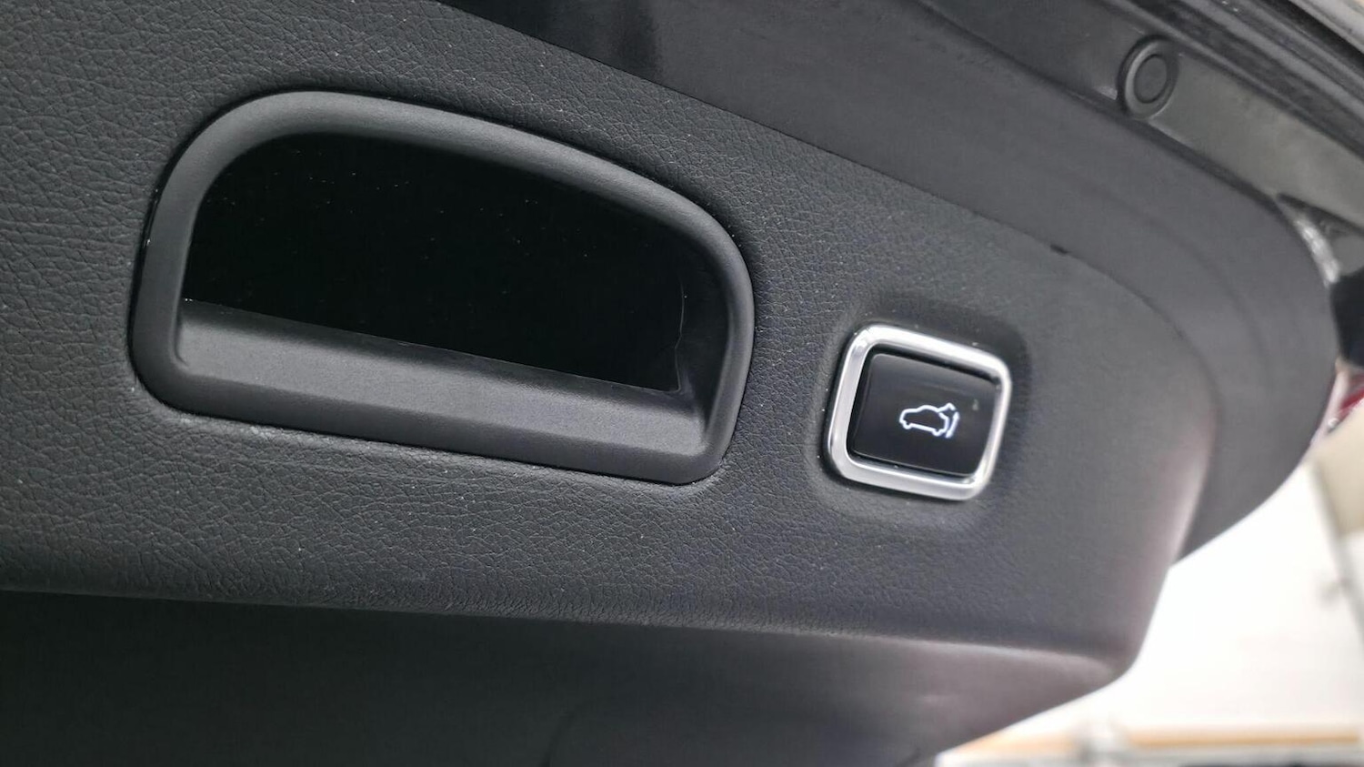 Used Kia Stinger 2017 for sale - 77482285: Photo 52