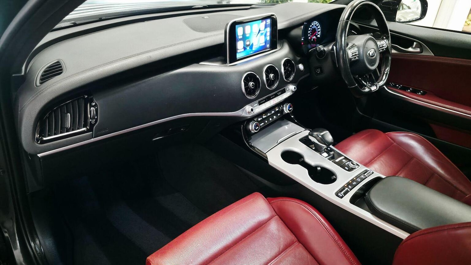 Used Kia Stinger 2017 for sale - 77482285: Photo 6