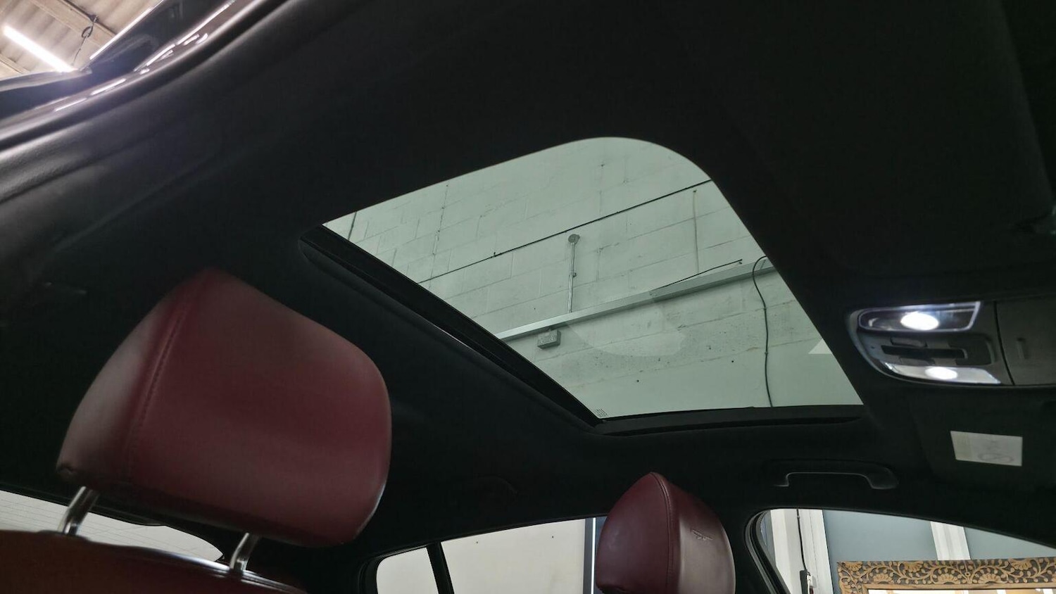 Used Kia Stinger 2017 for sale - 77482285: Photo 9