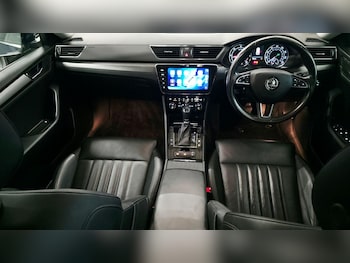 Used Skoda Superb 2018 for sale - 78688562: Photo