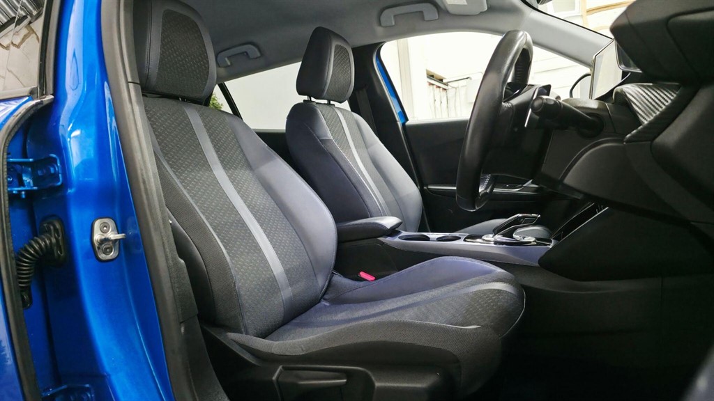 Used Peugeot 2008 2020 for sale - 77903173: Photo 3