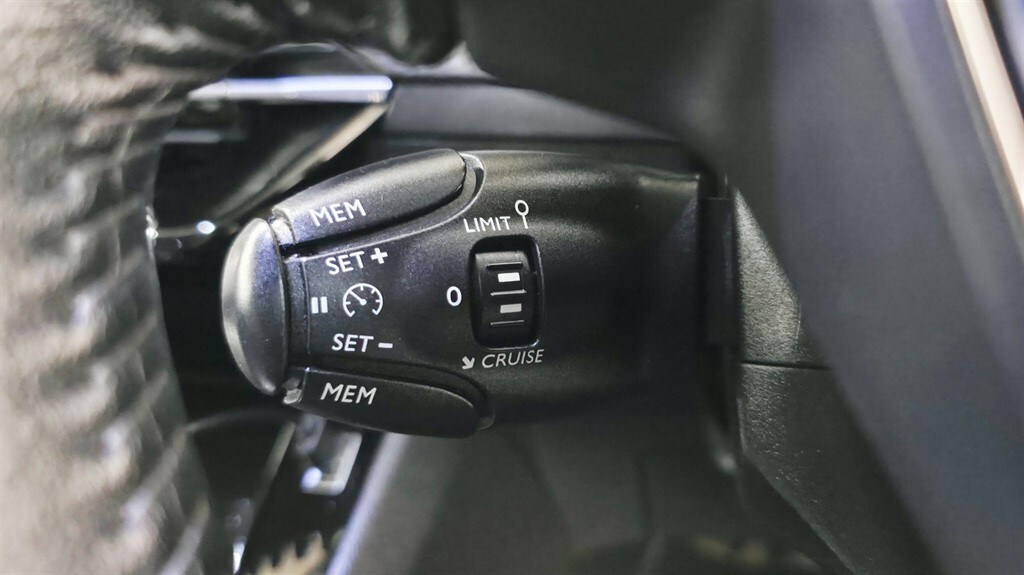 Used Peugeot 2008 2020 for sale - 77903173: Photo 34