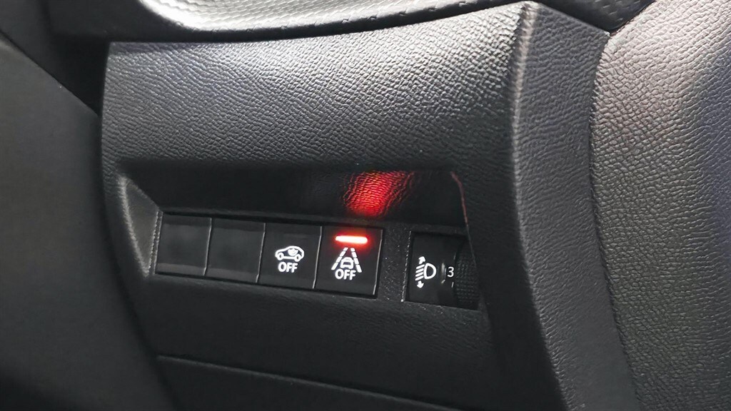 Used Peugeot 2008 2020 for sale - 77903173: Photo 9