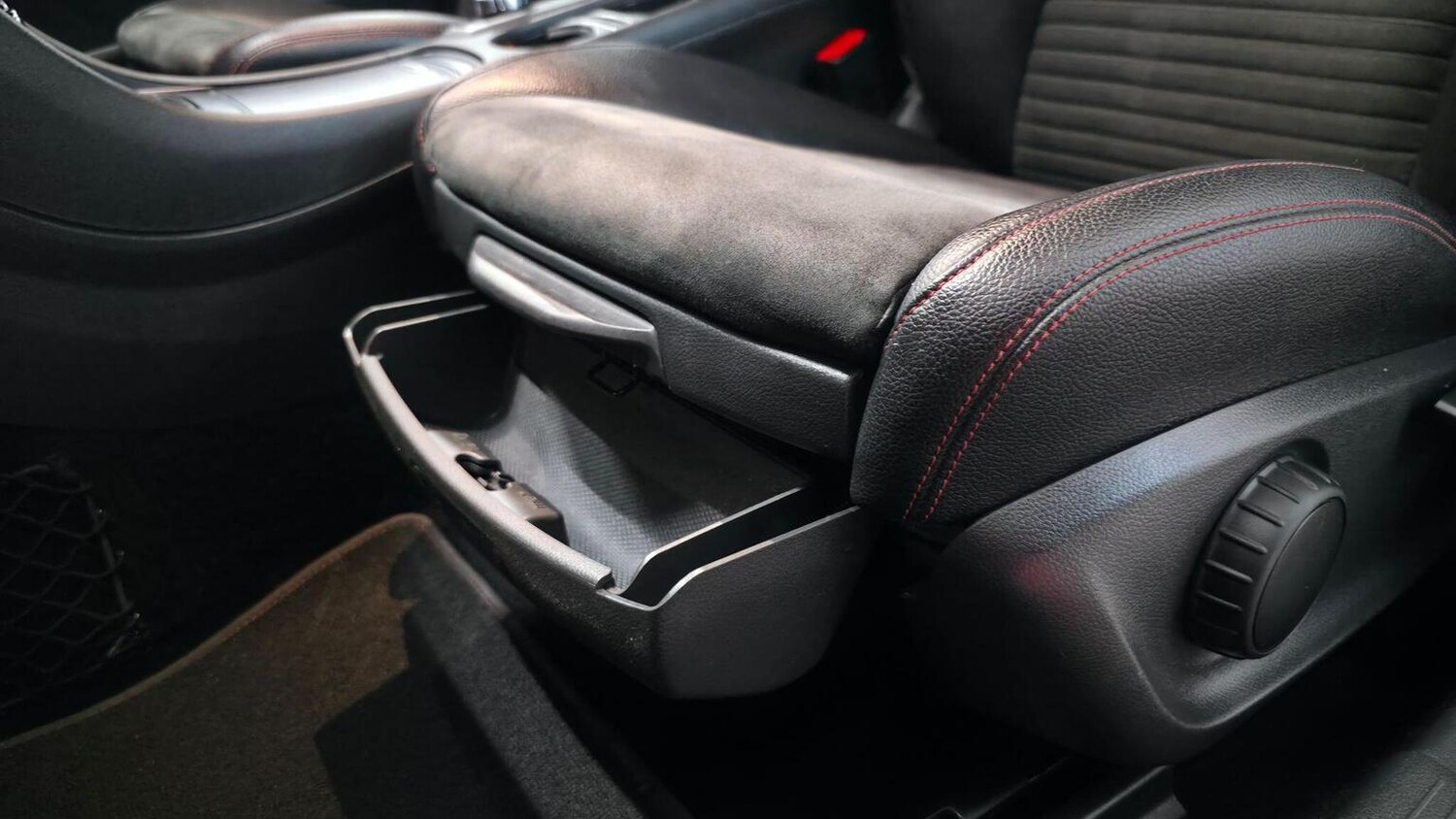 Used Mercedes-Benz A-Class 2016 for sale - 77403647: Photo 17