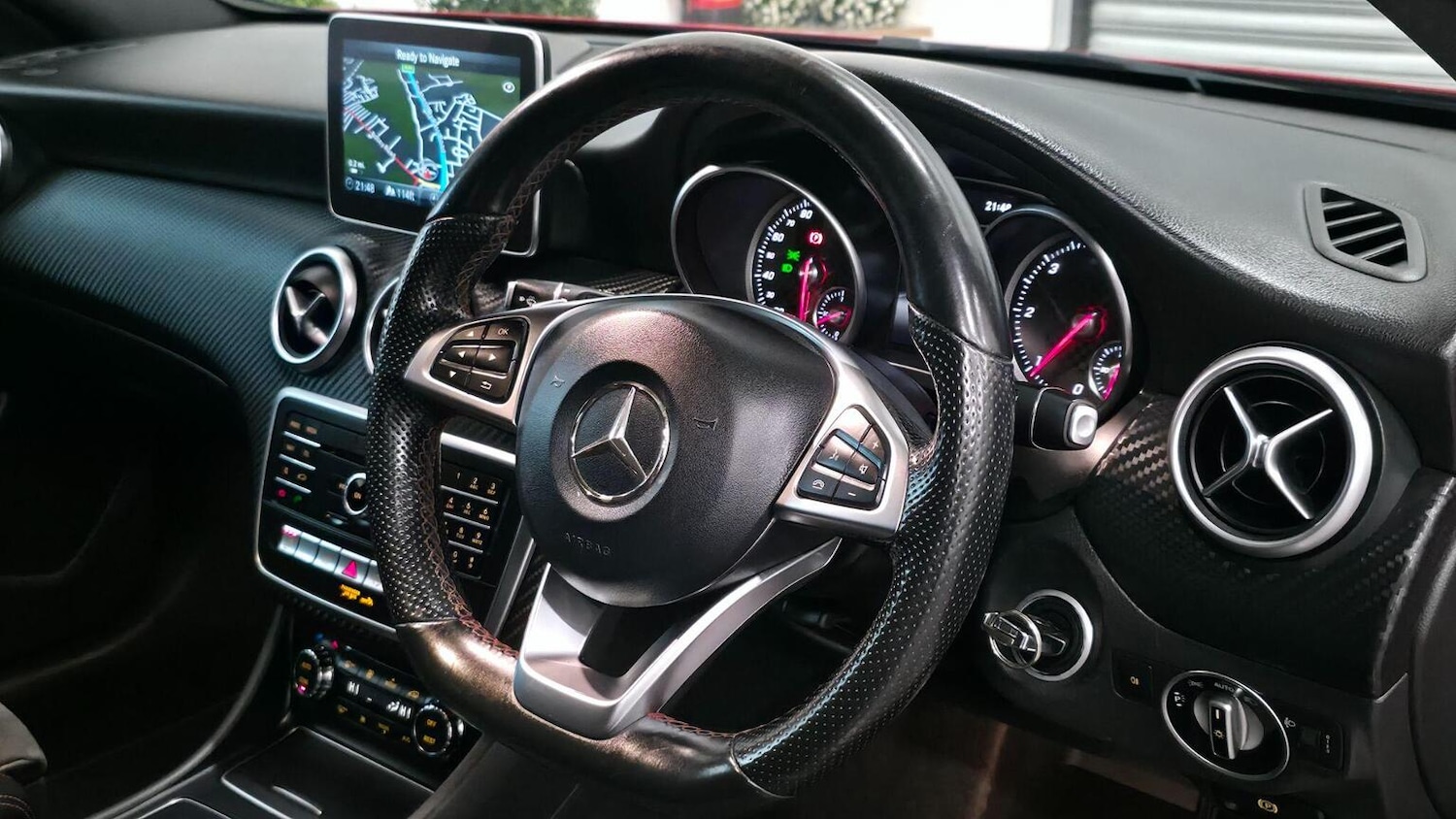 Used Mercedes-Benz A-Class 2016 for sale - 77403647: Photo 2