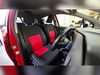 Used Toyota Yaris 2015 for sale - 78536733: Photo