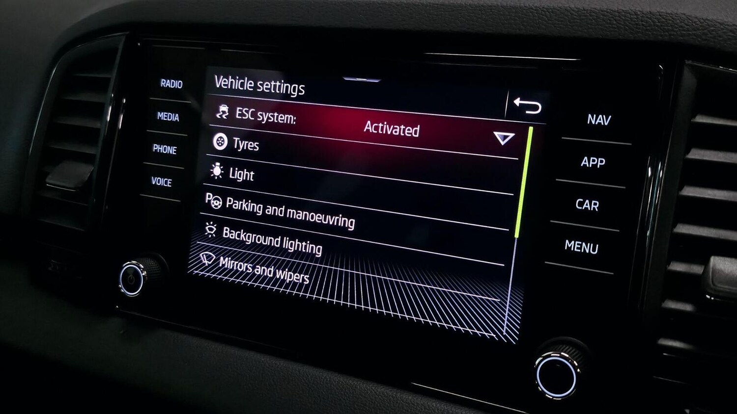 Used Skoda Karoq 2021 for sale - 77528302: Photo 24