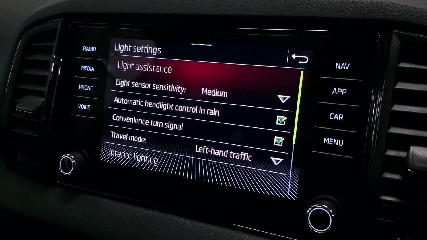 Used Skoda Karoq 2021 for sale - 77528302: Photo 25