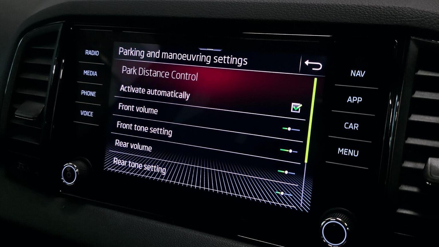 Used Skoda Karoq 2021 for sale - 77528302: Photo 27