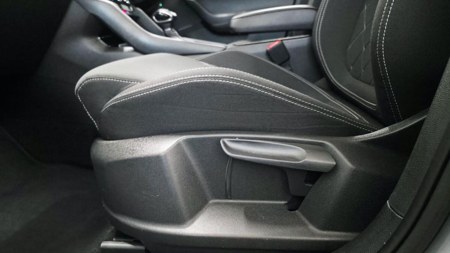 Used Skoda Karoq 2021 for sale - 77528302: Photo 52