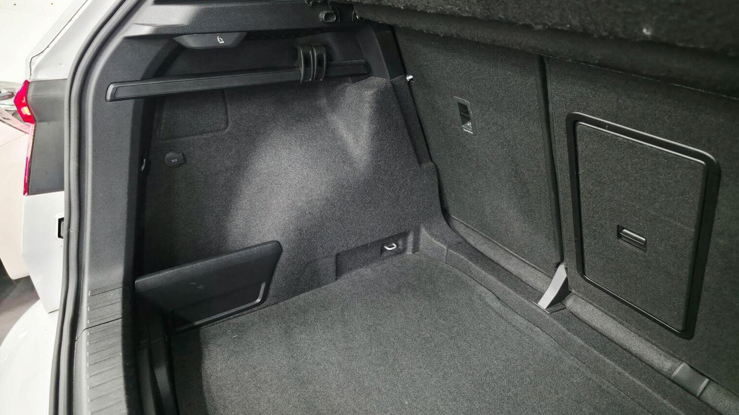 Used Skoda Karoq 2021 for sale - 77528302: Photo 61