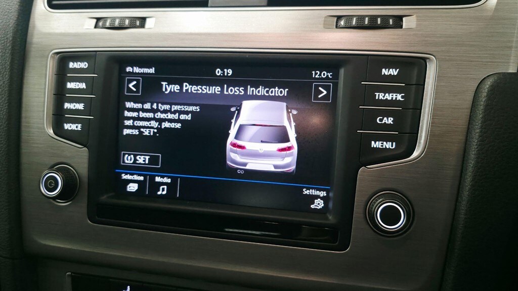 Used Volkswagen Golf 2017 for sale - 78117030: Photo 24