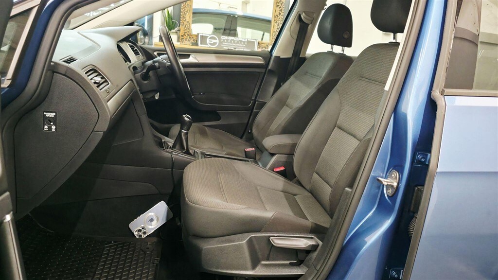 Used Volkswagen Golf 2017 for sale - 78117030: Photo 44