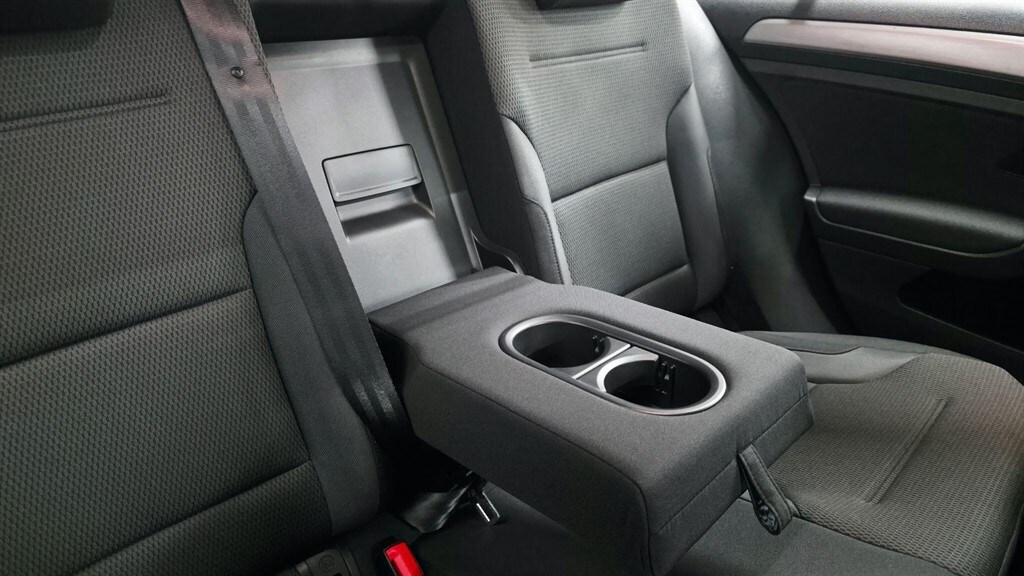 Used Volkswagen Golf 2017 for sale - 78117030: Photo 47