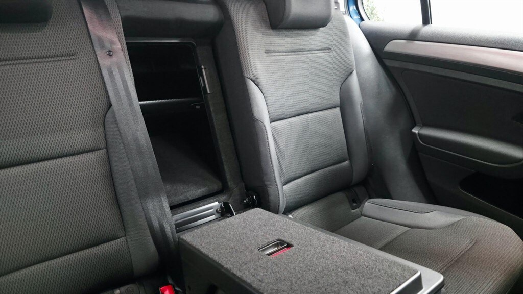 Used Volkswagen Golf 2017 for sale - 78117030: Photo 48