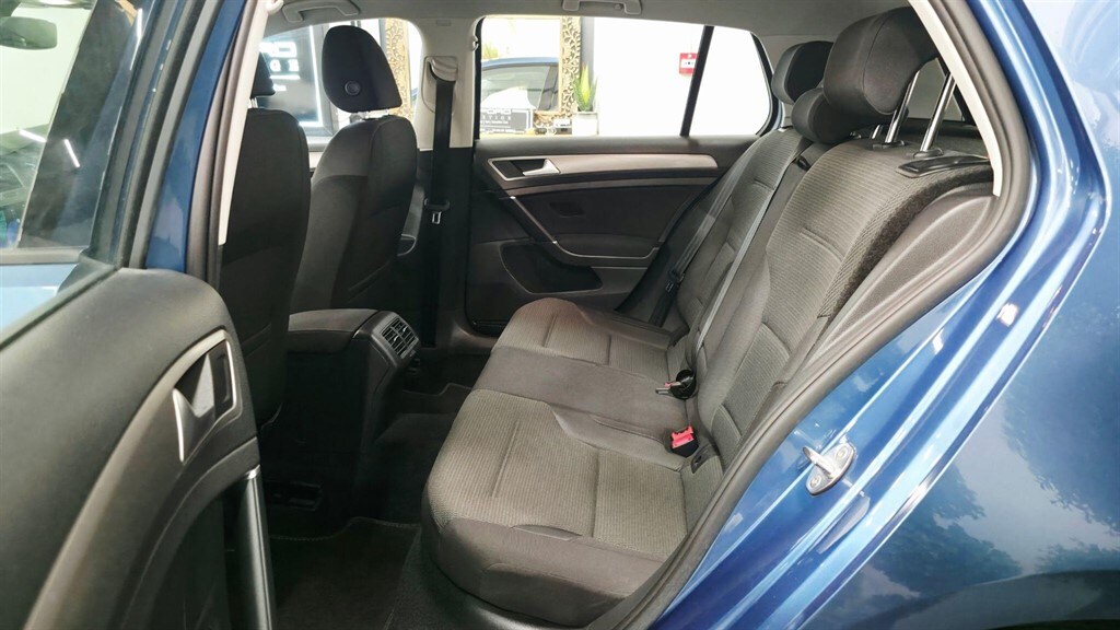 Used Volkswagen Golf 2017 for sale - 78117030: Photo 51