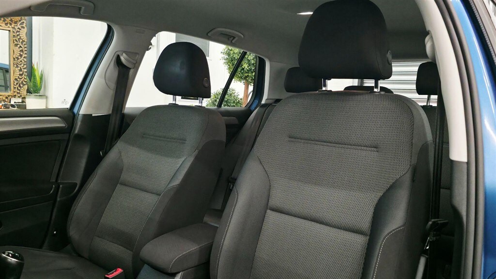 Used Volkswagen Golf 2017 for sale - 78117030: Photo 8