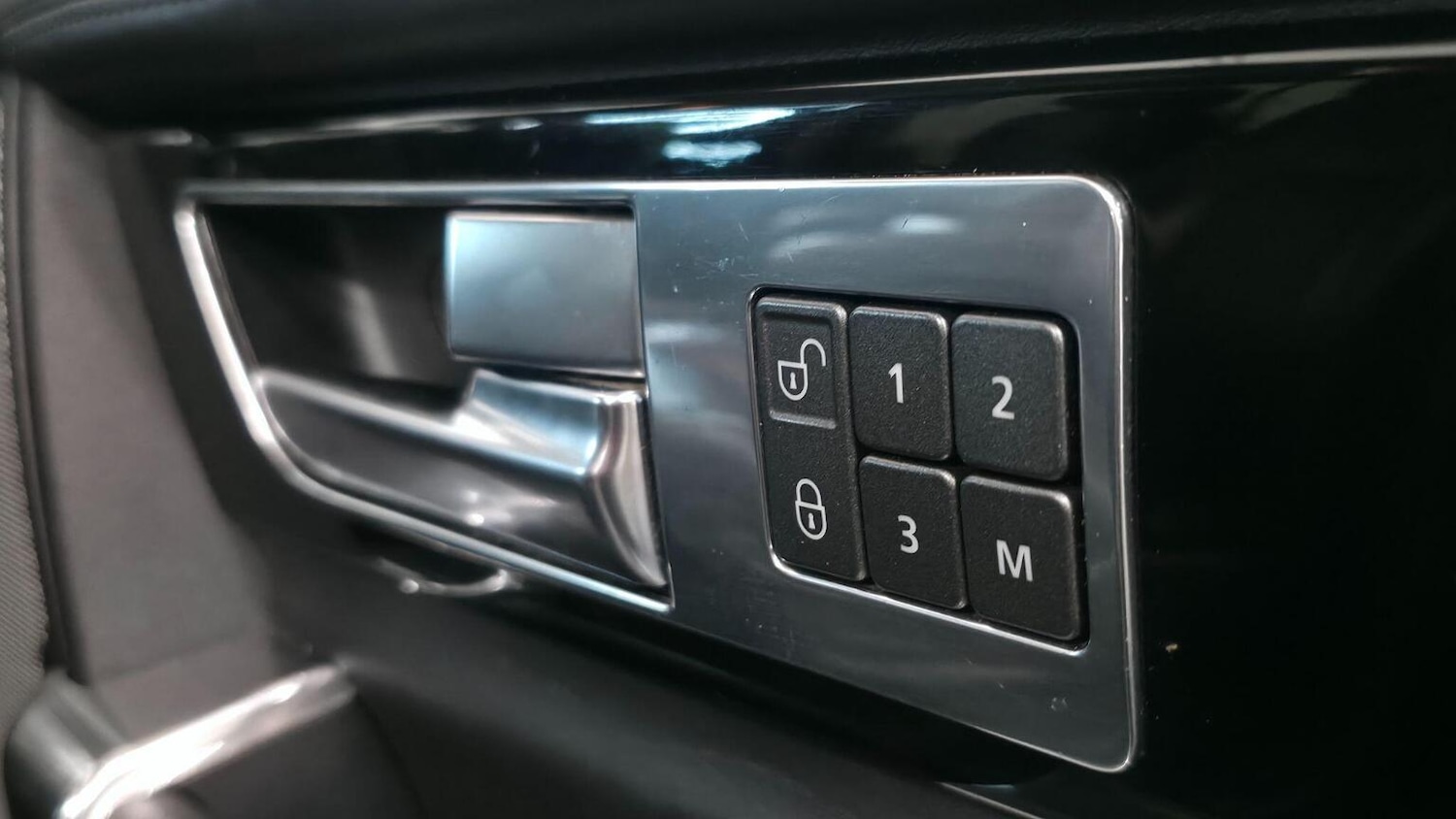 Used Land Rover Discovery 2013 for sale - 77218151: Photo 11