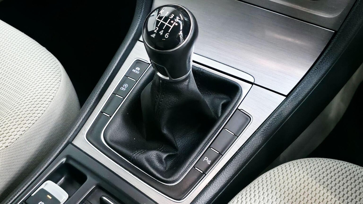 Used Volkswagen Golf 2016 for sale - 77218156: Photo 27