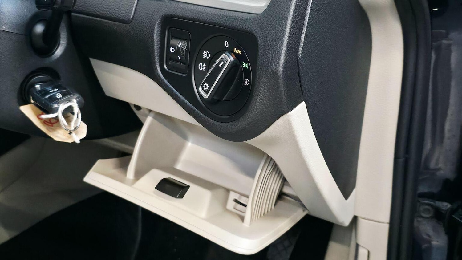 Used Volkswagen Golf 2016 for sale - 77218156: Photo 7