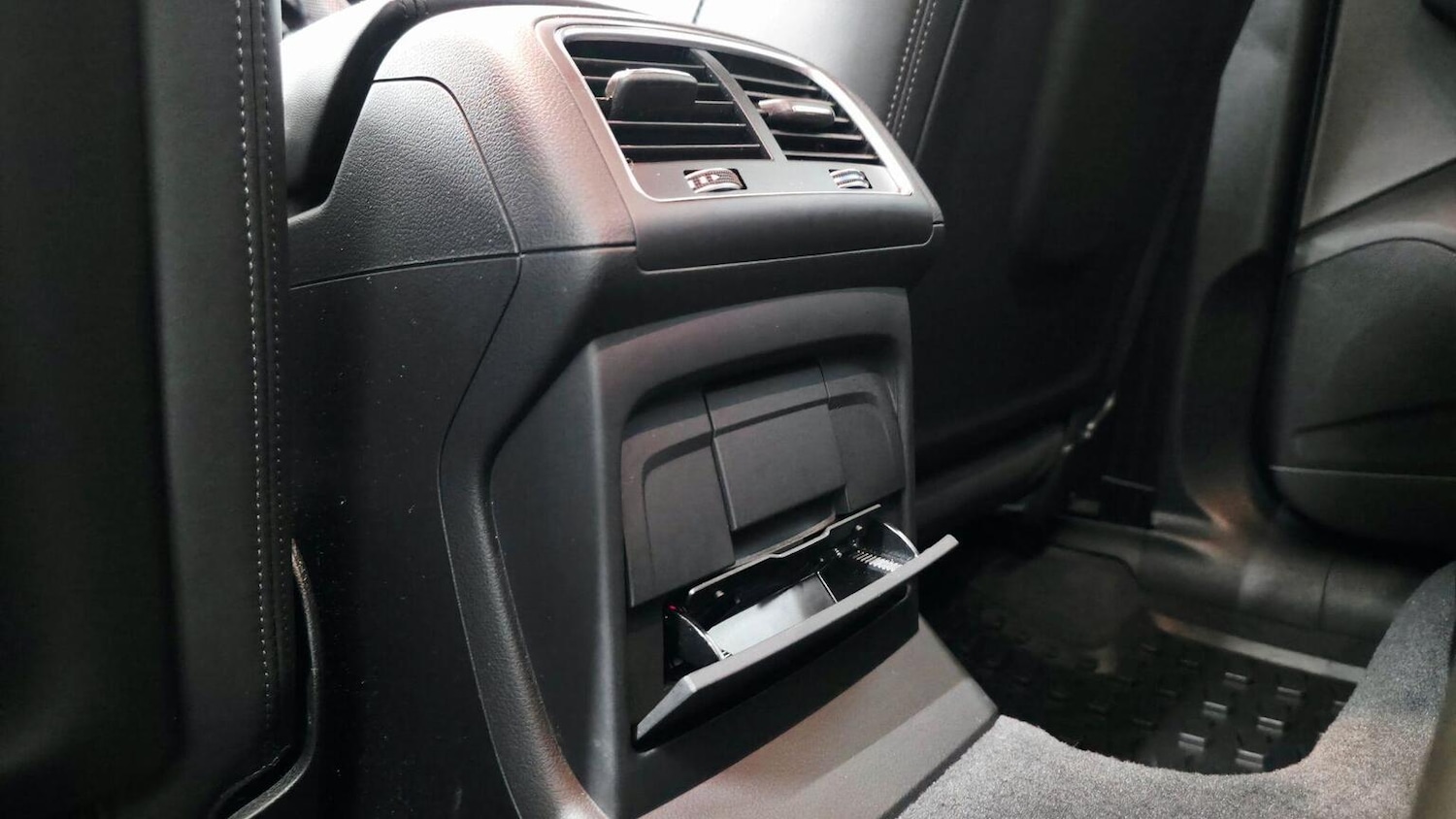 Used Audi Q5 2016 for sale - 77218148: Photo 45