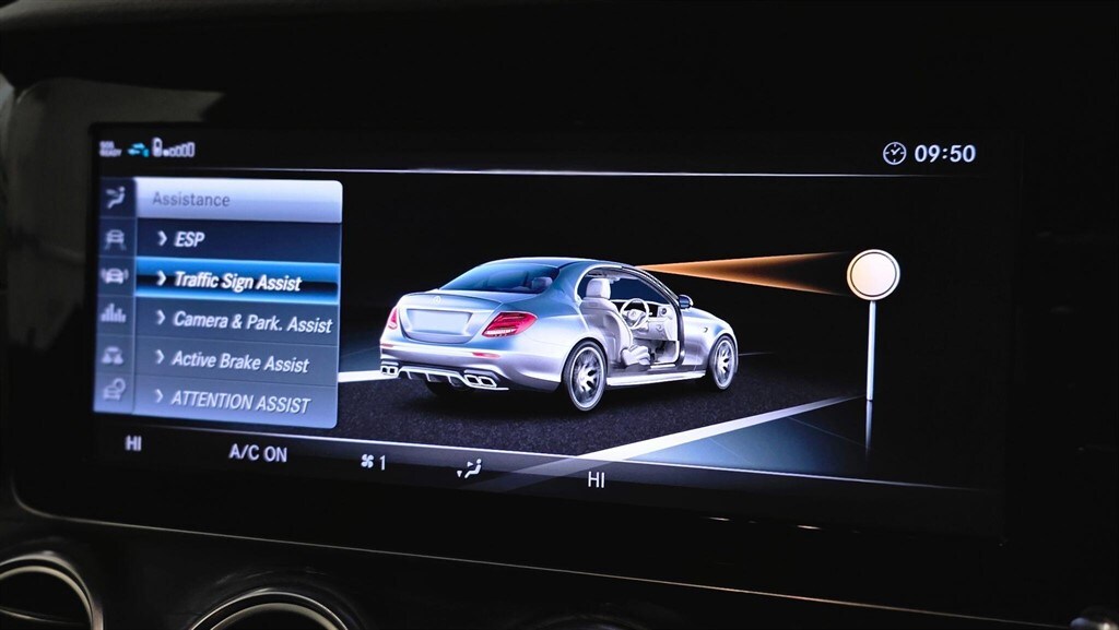 Used Mercedes-Benz E Class 2017 for sale - 77903188: Photo 34