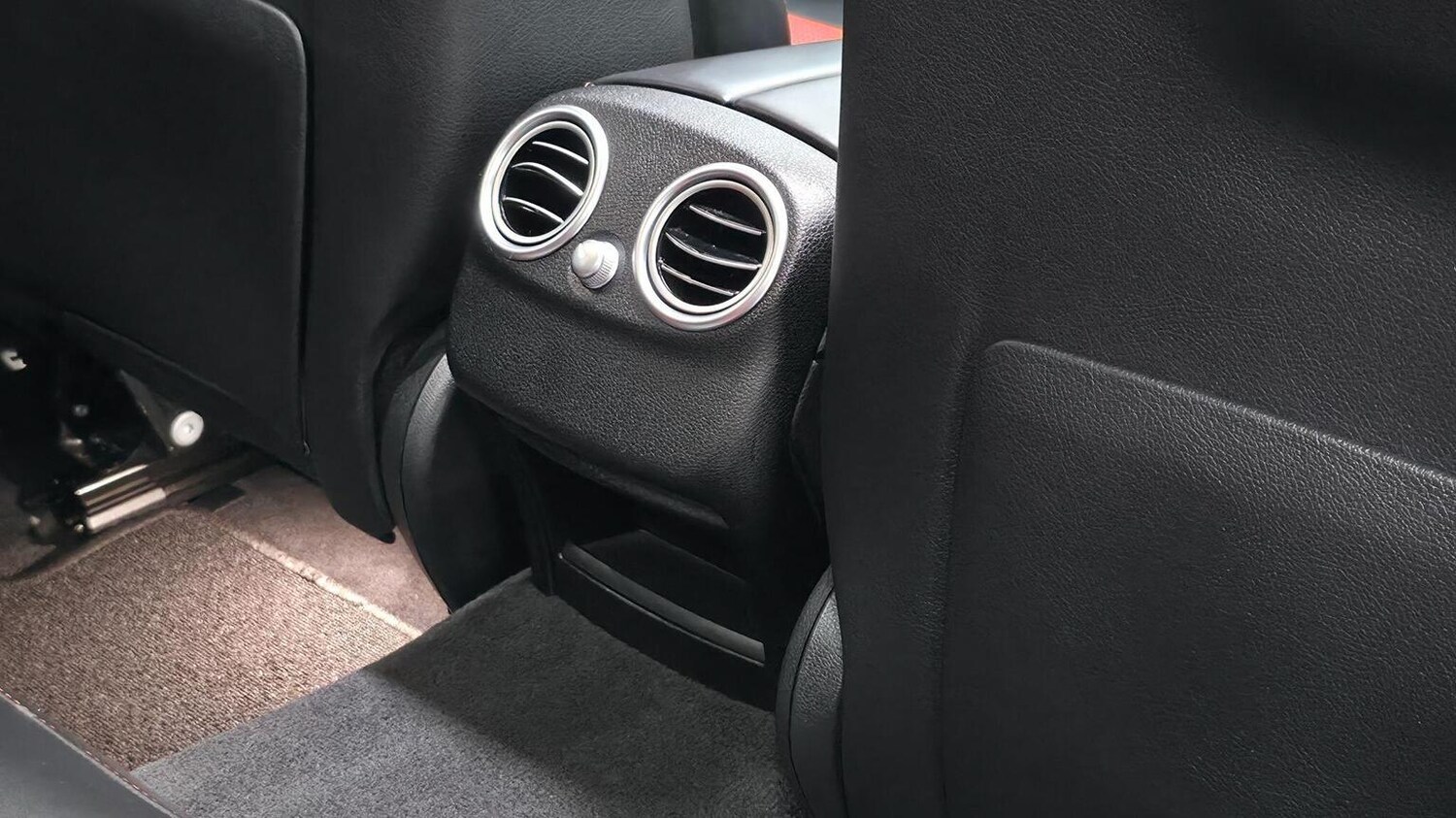 Used Mercedes-Benz C Class 2016 for sale - 77584472: Photo 64