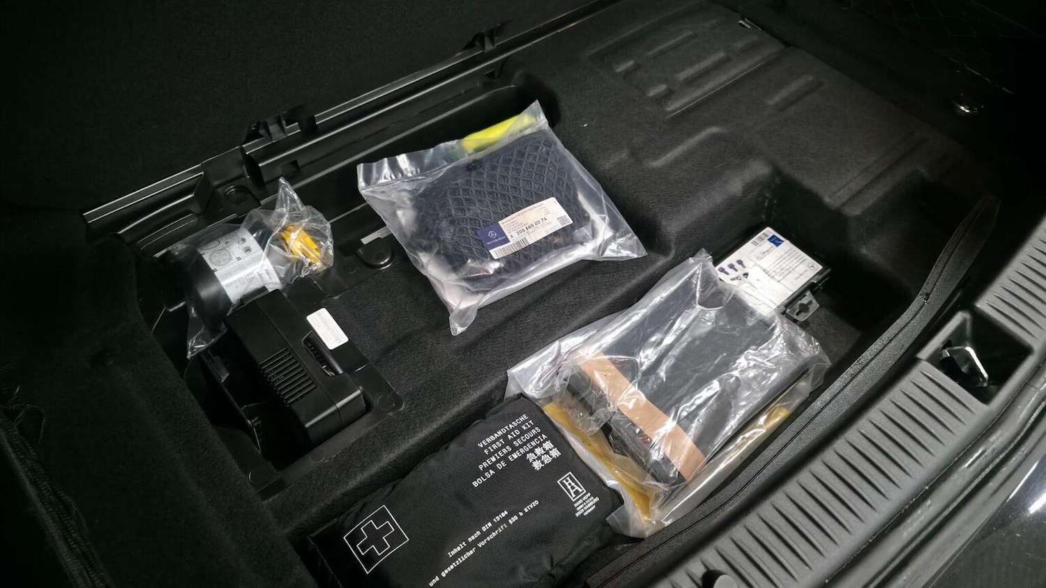 Used Mercedes-Benz C Class 2016 for sale - 77584472: Photo 75