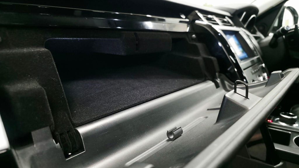 Used Land Rover Discovery 2018 for sale - 77903174: Photo 28