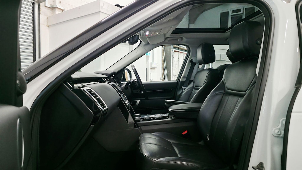 Used Land Rover Discovery 2018 for sale - 77903174: Photo 43