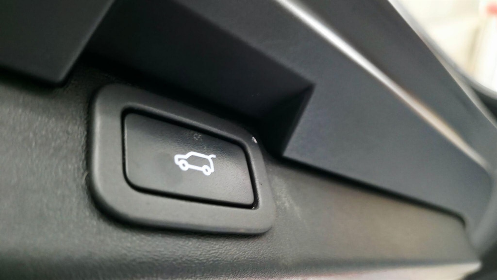 Used Land Rover Discovery 2018 for sale - 77903174: Photo 57