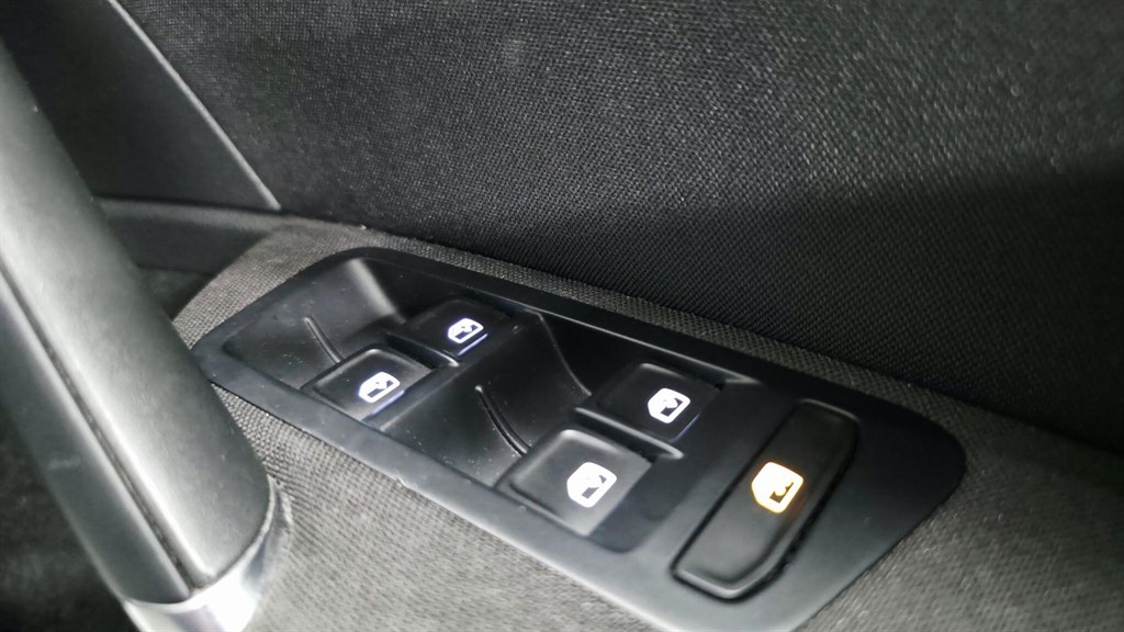 Used Volkswagen Golf 2016 for sale - 78123321: Photo 23