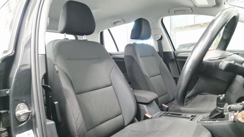 Used Volkswagen Golf 2016 for sale - 78123321: Photo 28