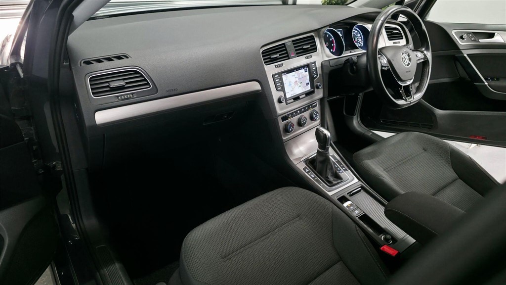 Used Volkswagen Golf 2016 for sale - 78123321: Photo 39