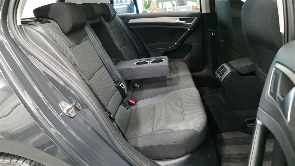 Used Volkswagen Golf 2016 for sale - 78123321: Photo 48