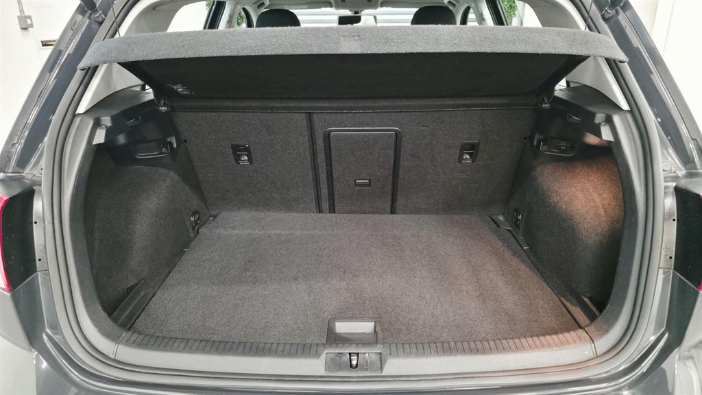 Used Volkswagen Golf 2016 for sale - 78123321: Photo 49