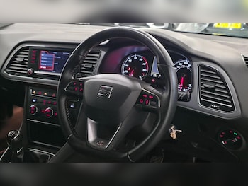 Used SEAT Leon 2015 for sale - 77567500: Photo