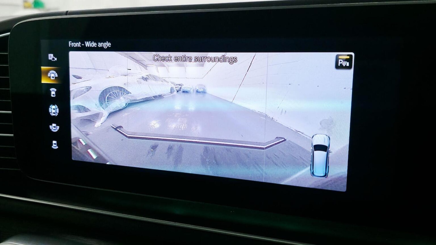 Used Mercedes-Benz GLS 2023 for sale - 77218160: Photo 3