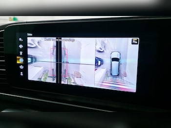 Used Mercedes-Benz GLS 2023 for sale - 77218160: Photo