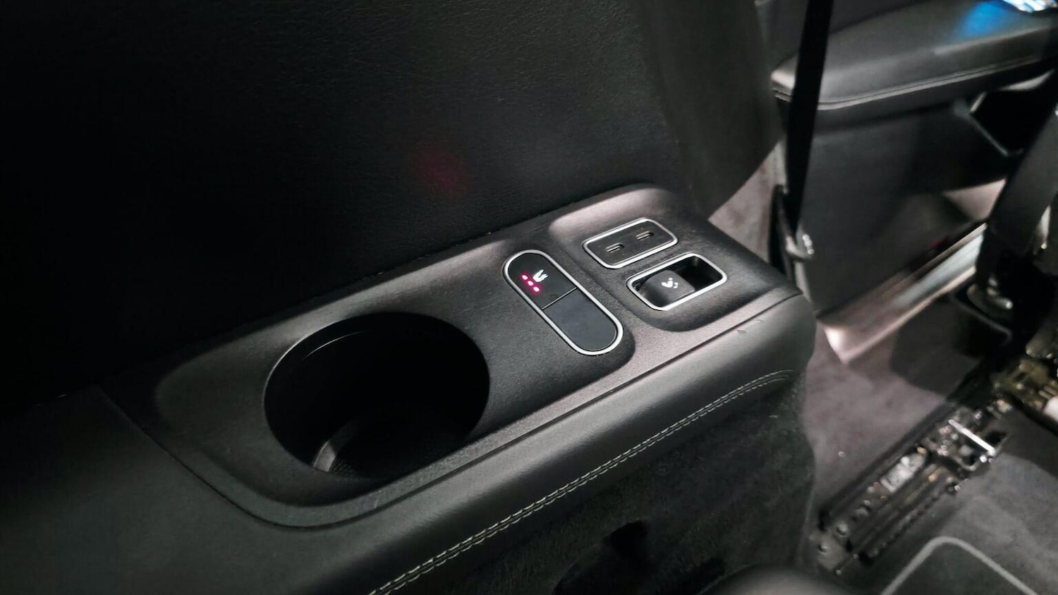 Used Mercedes-Benz GLS 2023 for sale - 77218160: Photo 59