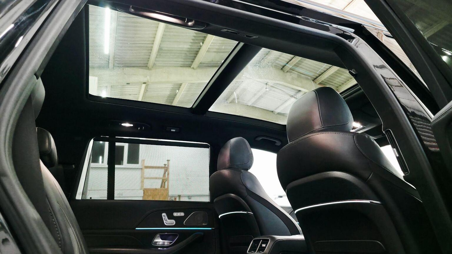 Used Mercedes-Benz GLS 2023 for sale - 77218160: Photo 61