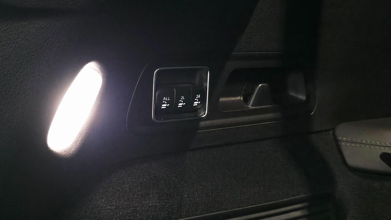 Used Mercedes-Benz GLS 2023 for sale - 77218160: Photo 68