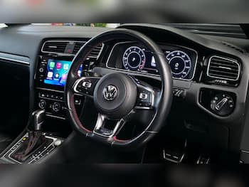Used Volkswagen Golf 2019 for sale - 79664774: Photo