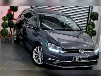 Used Volkswagen Golf 2018 for sale - 78472764: Photo
