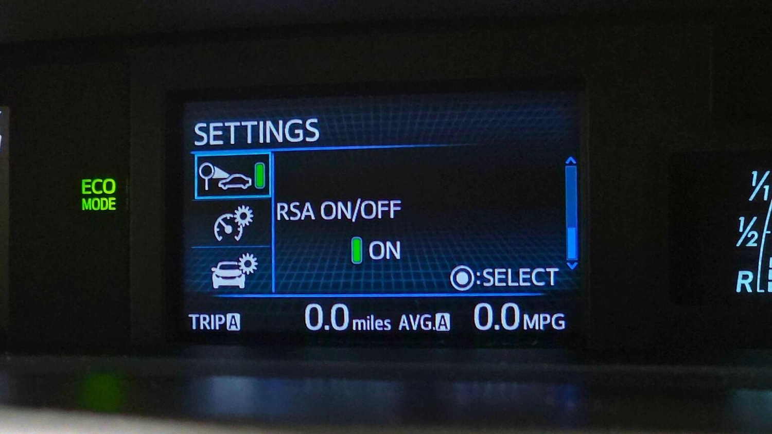 Used Toyota Prius+ 2019 for sale - 77218155: Photo 27