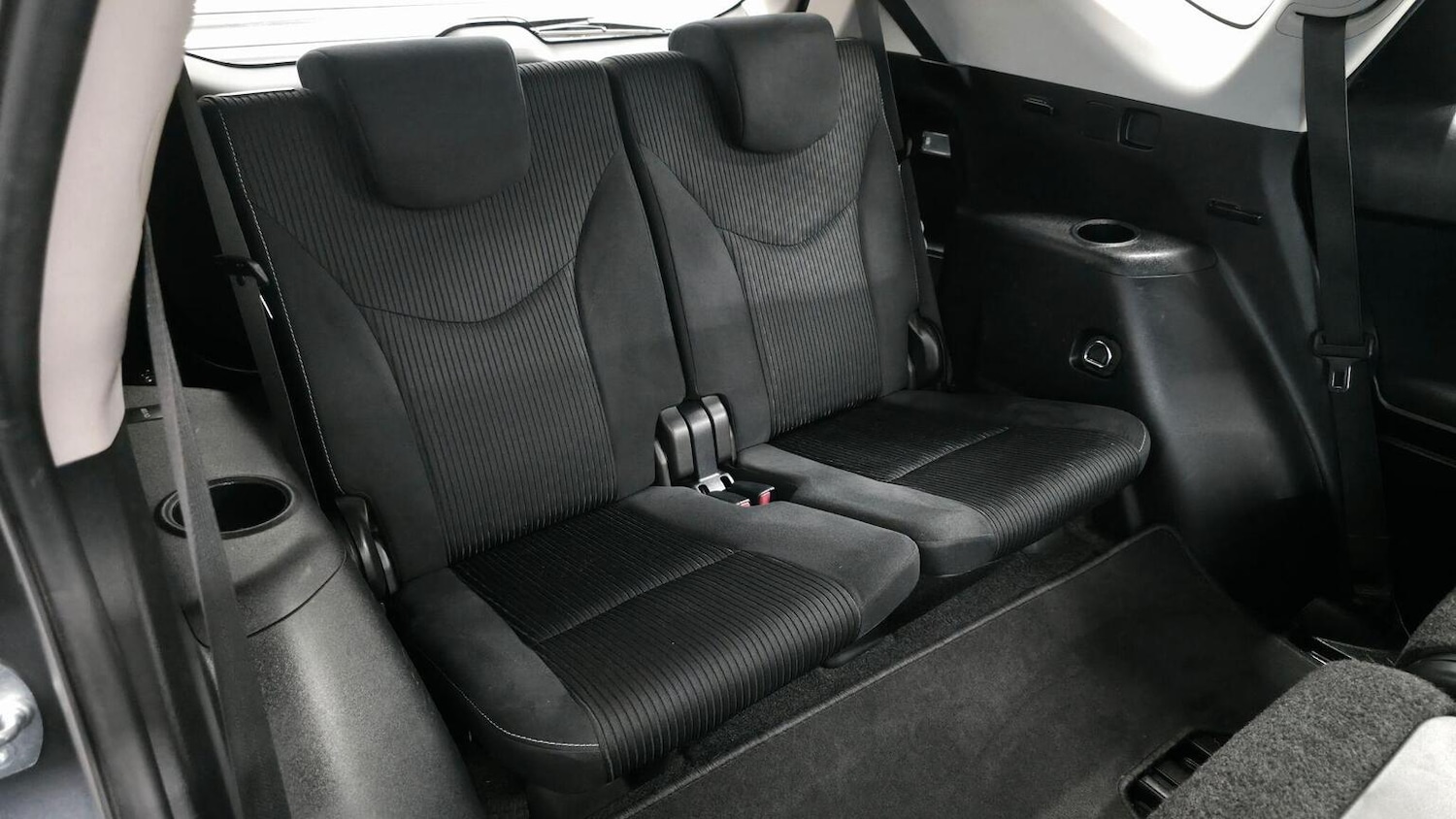 Used Toyota Prius+ 2019 for sale - 77218155: Photo 55