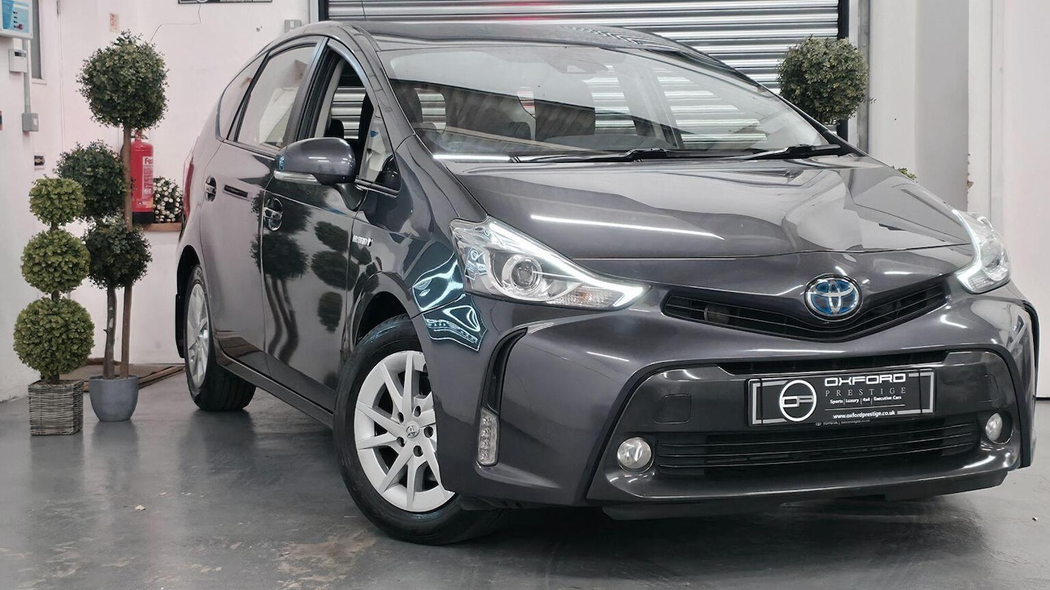 Used Toyota Prius+ 2019 for sale - 77218155: Photo 67