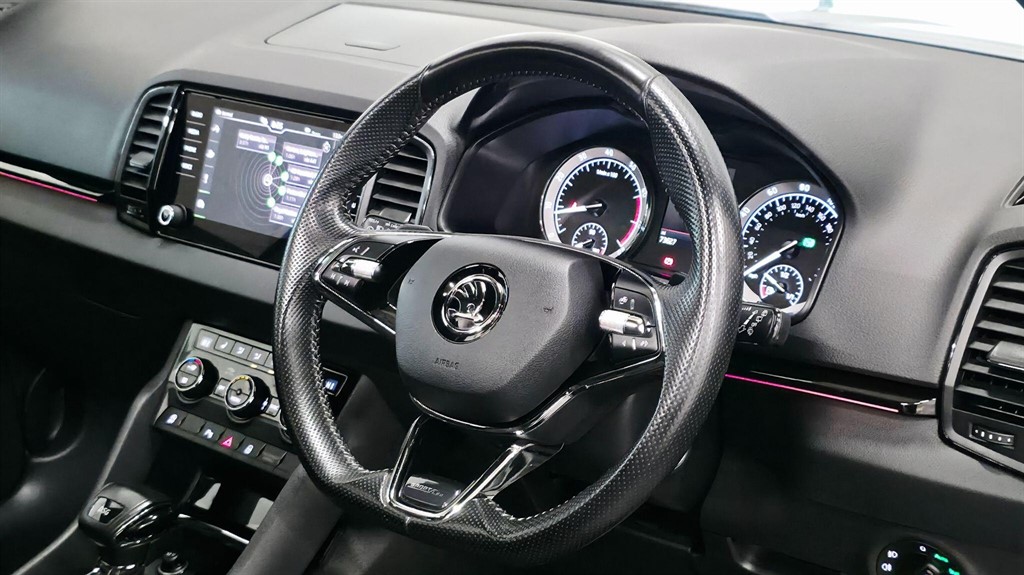 Used Skoda Karoq 2021 for sale - 77903176: Photo 2